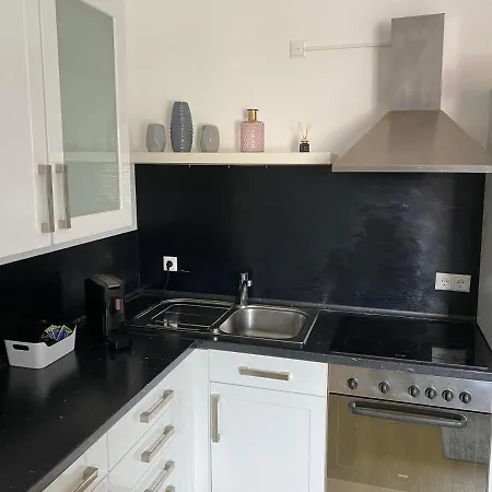 Apartment 1 Zimmer Mit Bad *